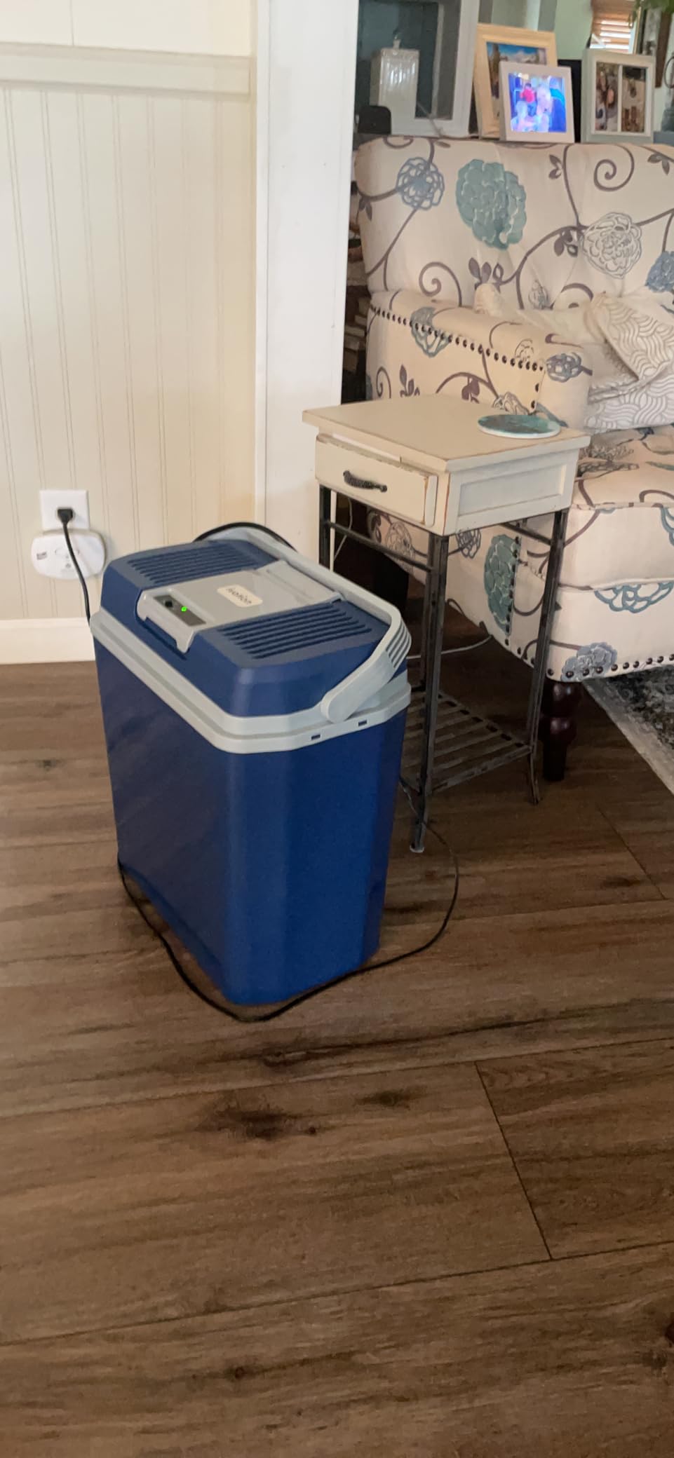 Ivation Electric Cooler & Warmer with Handle customer photo 1