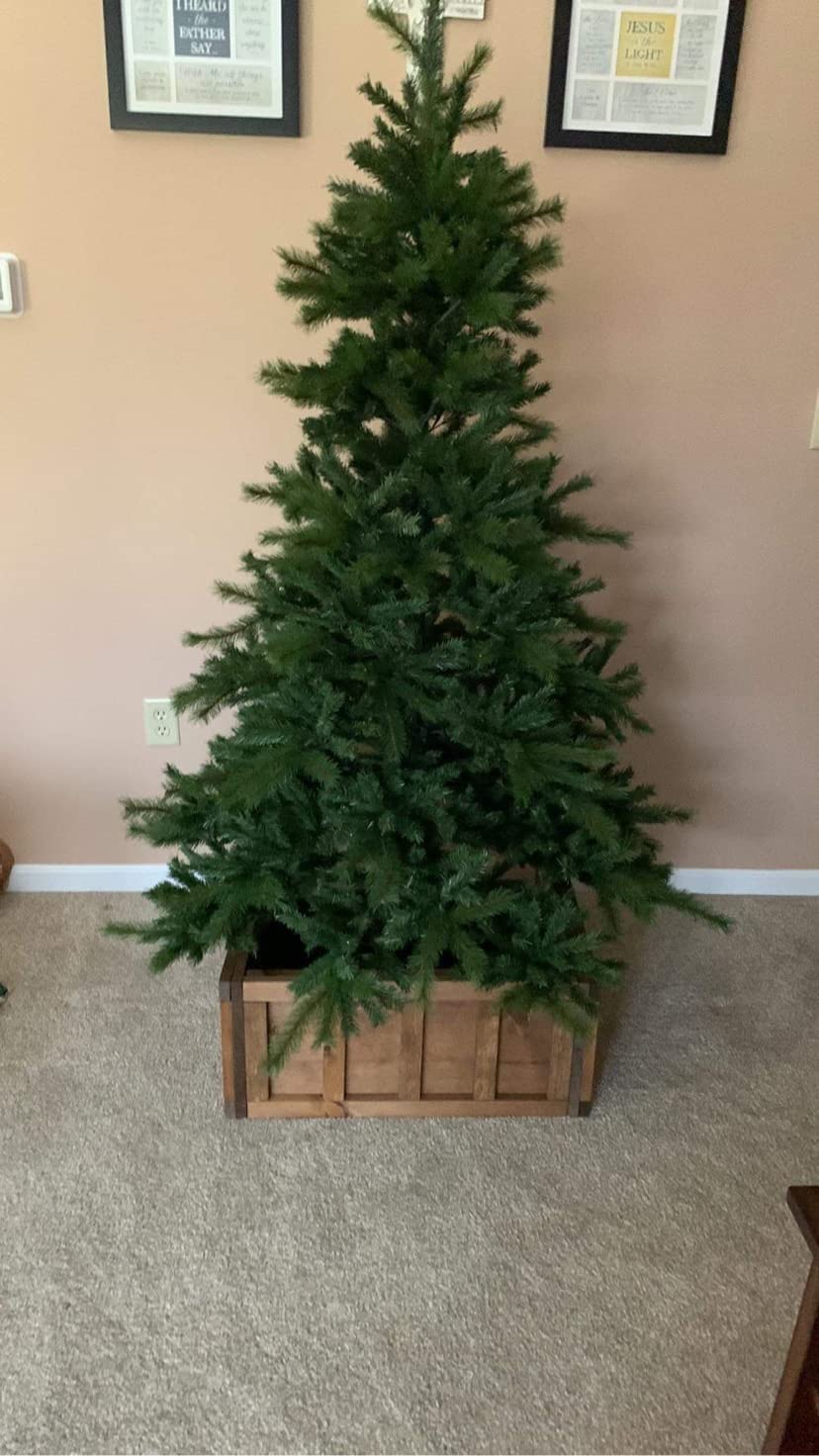 Norwegian Grand Fir - Traditional Slim Artificial Christmas Tree with Classic Needle Foliage, LED Clear, 5' customer photo 2