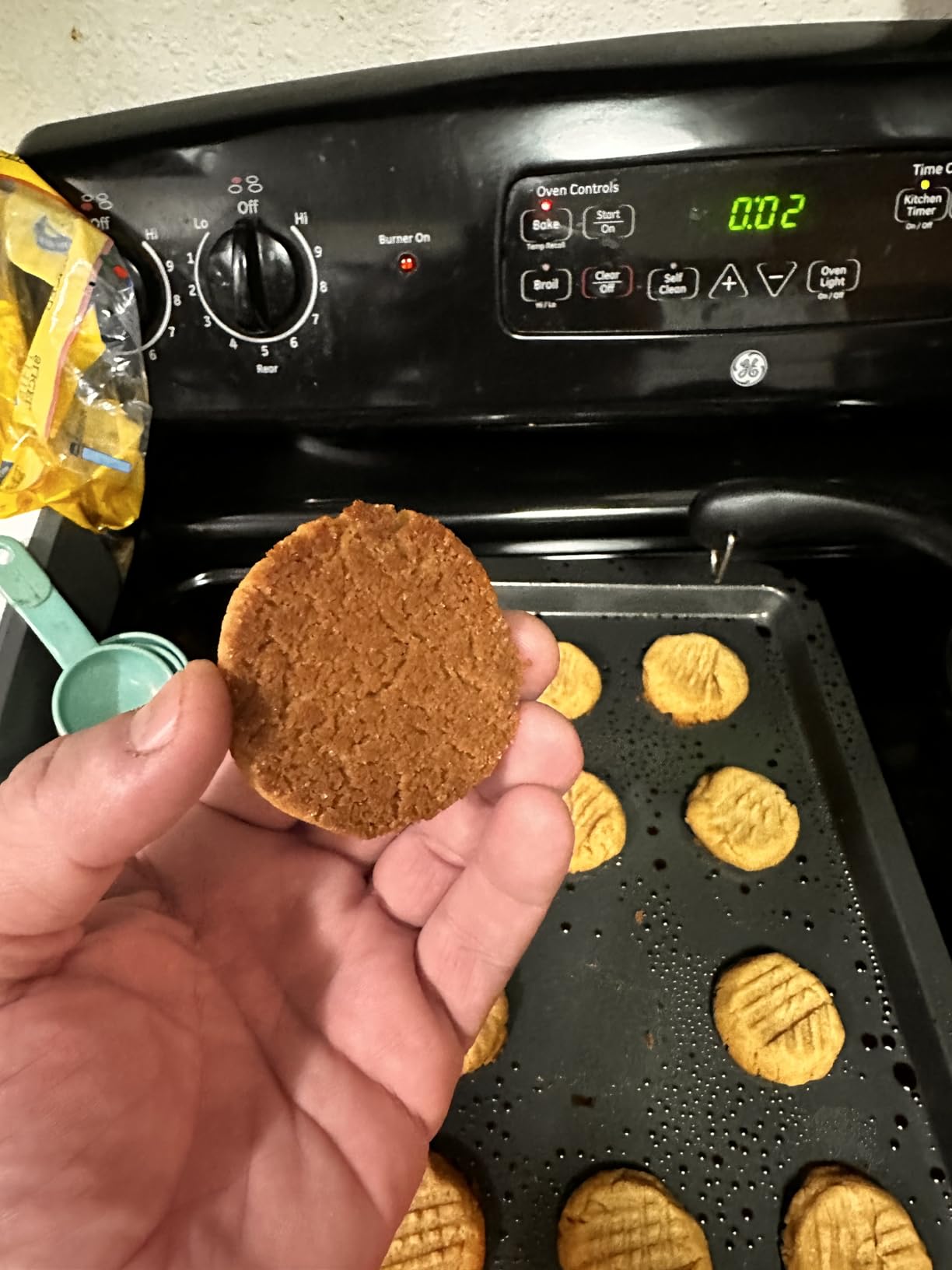 HONGBAKE Ceramic Baking Sheet Pan Set, Cookie Sheet for Oven, Bakeware Sets with Wider Grips, 3 Pack Half/Jelly Roll/Quarter Baking Tray, Premium, Dishwasher Safe - Dark Grey customer photo 1