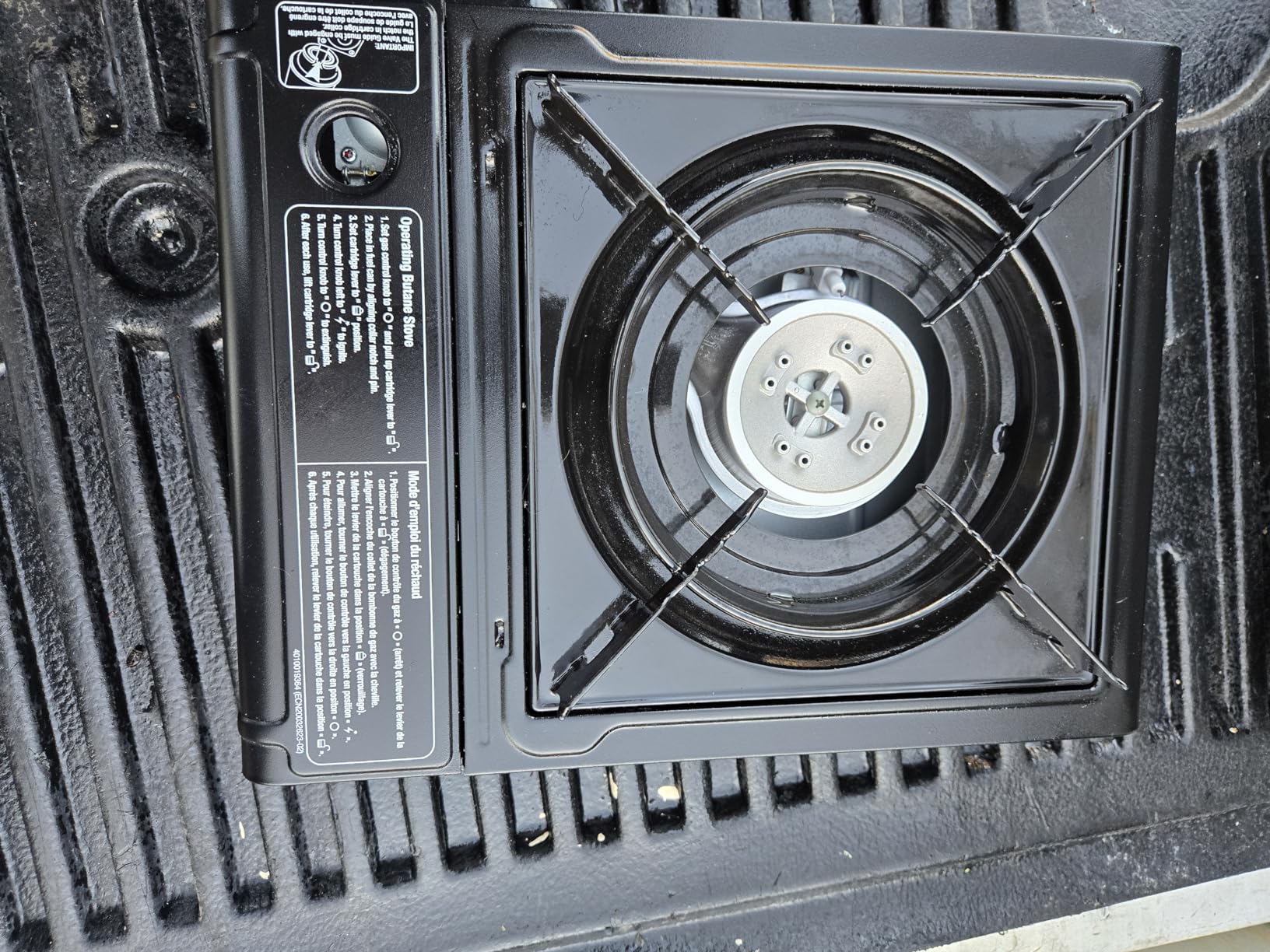 Coleman Classic 1-Burner Butane Stove, Portable Camping Cooktop with Carry Case & InstaStart Ignition, Adjustable Burner with 7650 BTUs of Power for Camping, Grilling, Tailgating, & More customer photo 1