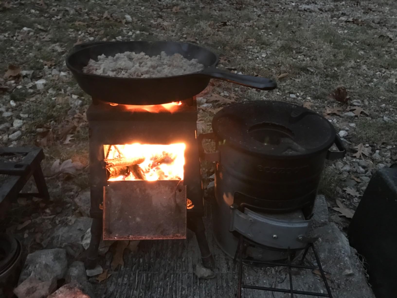 Lineslife Wood Burning Camp Stove, Portable Cast Iron Camping Wood Stove, Black Woodstove with Carrying Case for Backpacking Outdoor Cooking customer photo 1