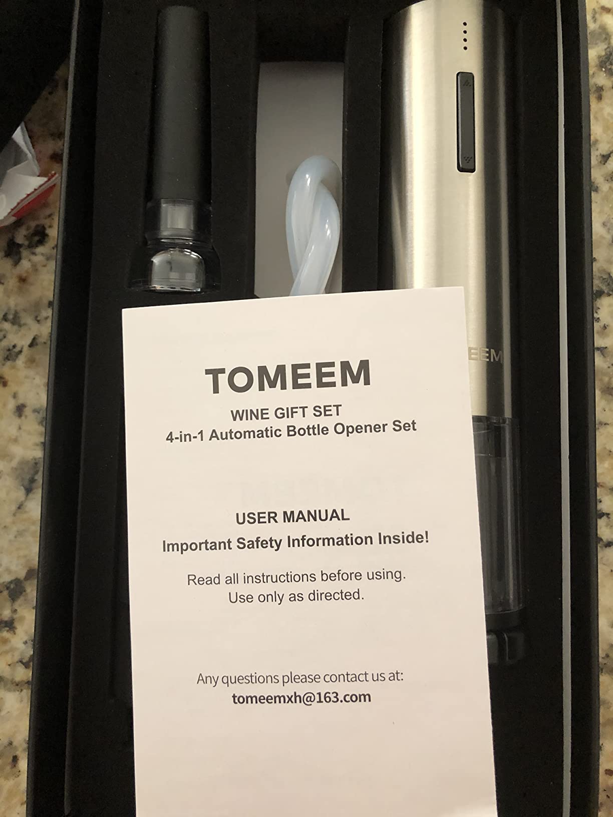 Rechargeable Electric Wine Gift Set - Aerator, Vacuum Stoppers, Foil Cutter and Bottle Opener for Home Bar and Outdoor Parties customer photo 1