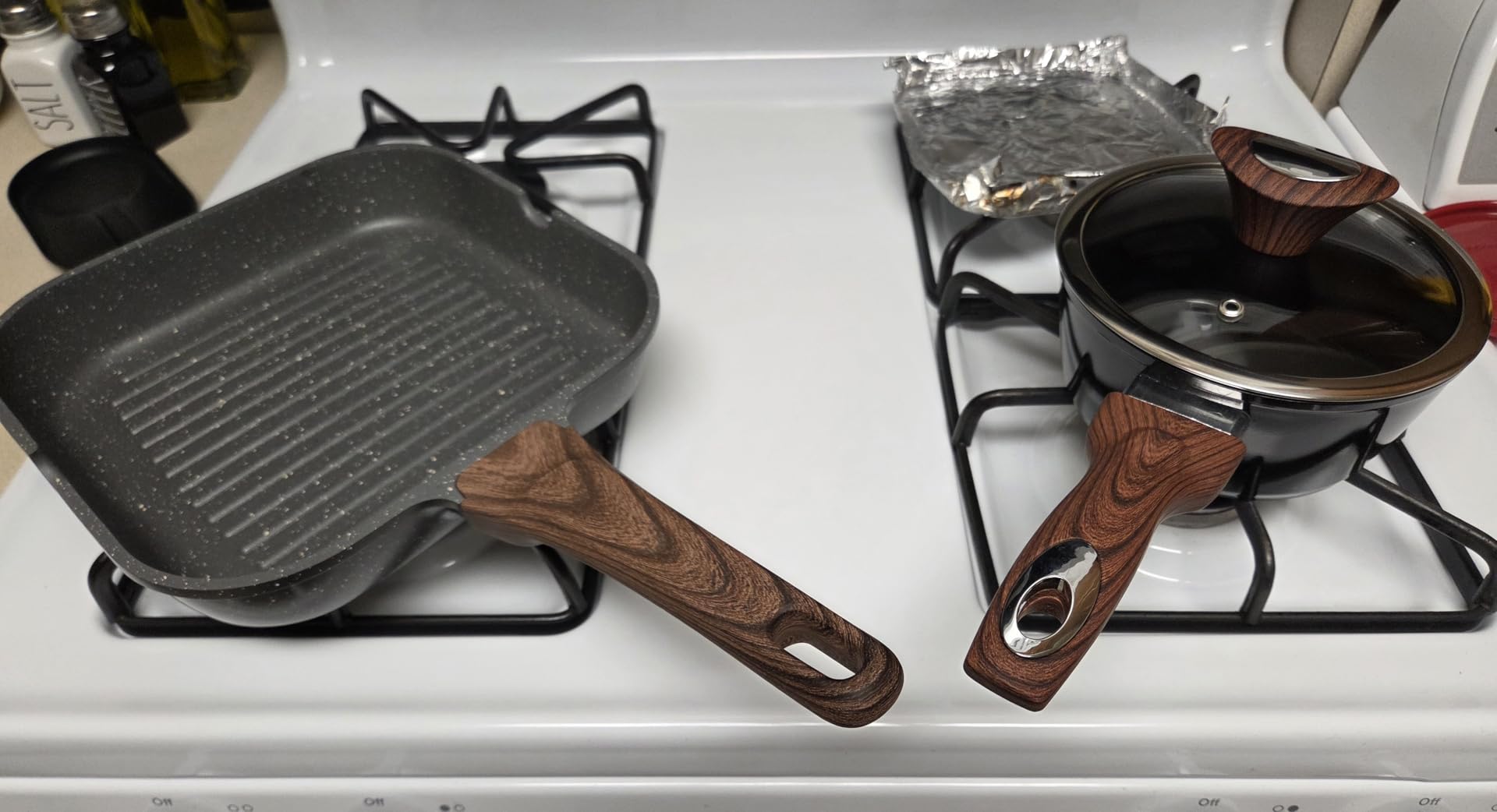 SENSARTE Nonstick Grill Pan for Stove Tops, Versatile Griddle with Pour Spouts, Square Big Cooking Surface, Durable Skillet Indoor & Outdoor Grilling. PFOA Free, 9.5 Inch customer photo 1