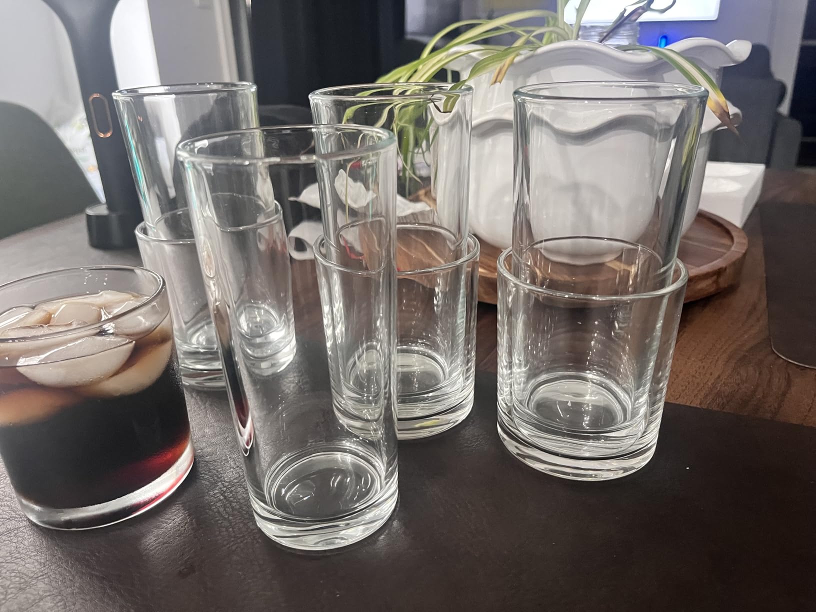 Everyday Drinking Glasses Set of 8 Drinkware Hurricane Glasses, Kitchen Glasses for Cocktail, Iced Coffee, Beer, Ice Tea, Wine, Whiskey, Water, 4 Tall Glass Cups & 4 Short Dof Drinking customer photo 1