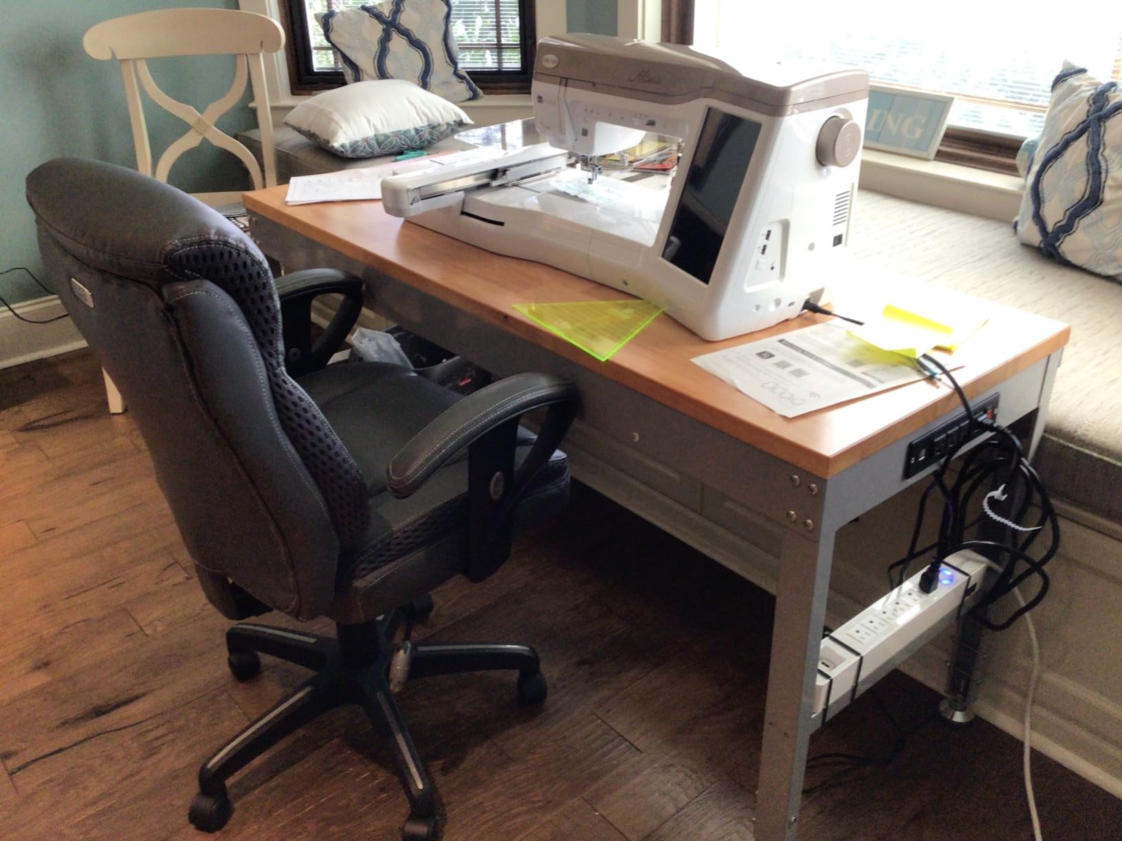HABUTWAY Height Adjustable Workbench 60
