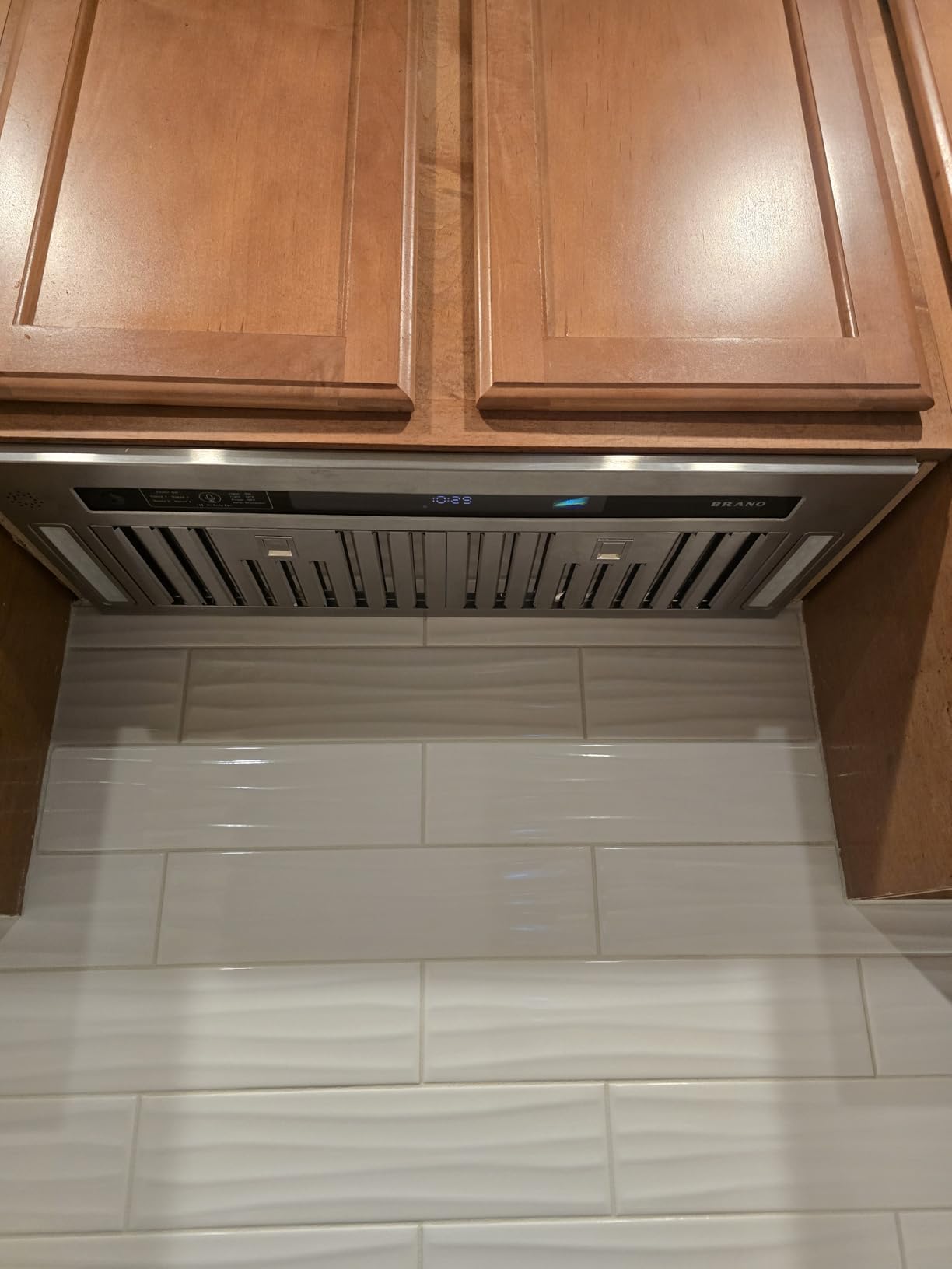 BRANO Range Hood Insert 30 Inch, 900 CFM Smart Voice/Gesture/Touch Control, 4 Speed Exhaust Fan, Stainless Steel Kitchen Hood with Charcoal Filter, Ducted/Ductless Convertible customer photo 1