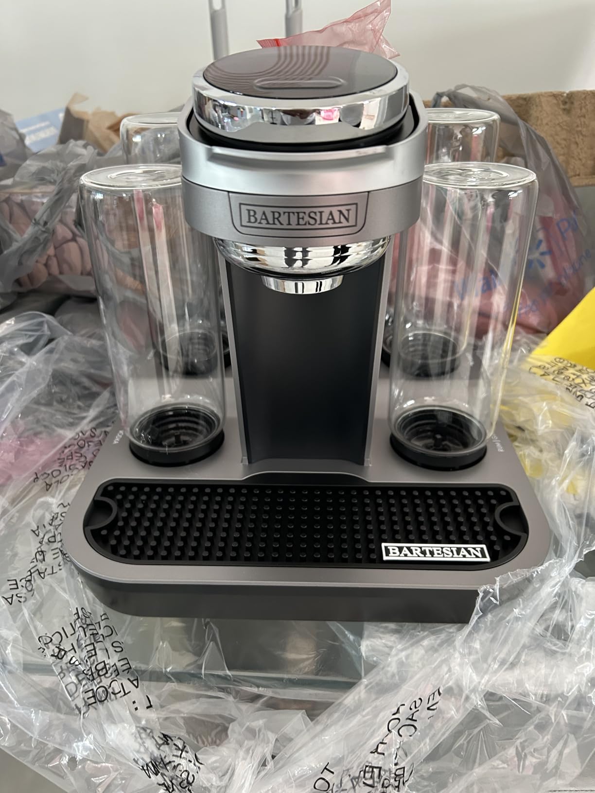 Bartesian Professional Cocktail Machine and Margarita Maker - High Capacity Bar Cocktail Mixer with 5 Premium Glass Bottles for Parties and Entertaining - Push-Button Technology and Easy Clean Design customer photo 2