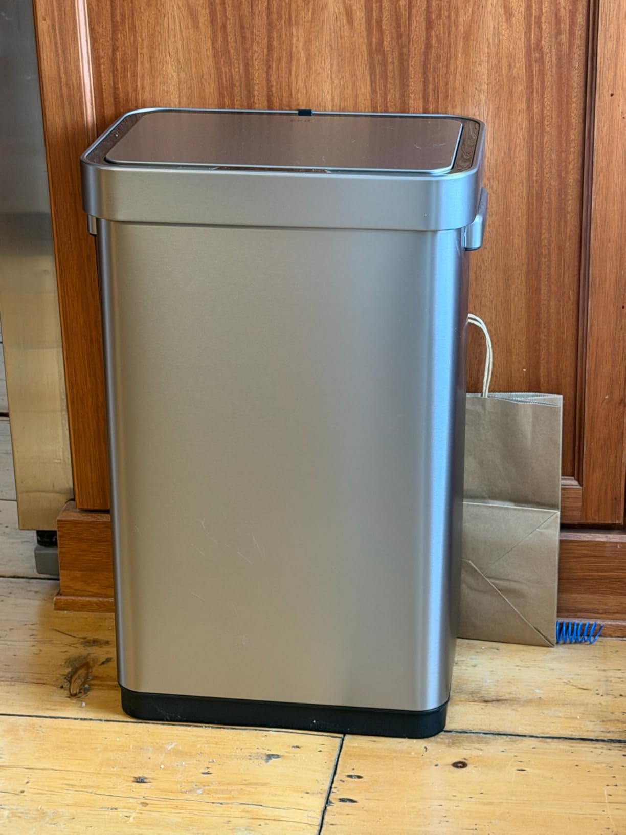 EKO Deluxe Mirage-T 50 Liter / 13.2 Gallon Touchless Rectangular Motion Sensor Trash Can, Matte Stainless Steel Finish customer photo 2