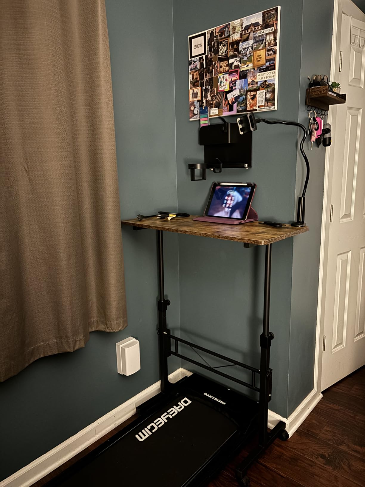 KLSMYHOKI Standing Desk Adjustable Height, Mobile Stand Up Desk with Wheels Small Computer Desk Rolling Desk, Portable Laptop Desk White Standing Table Home Office Desks 16