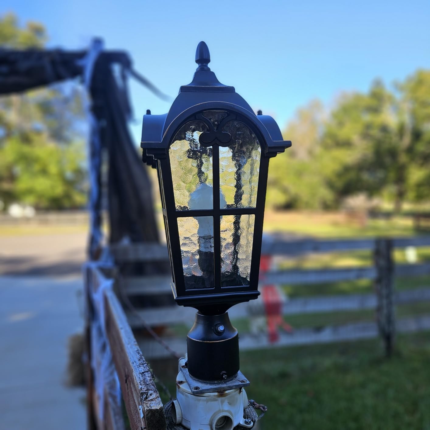 EDISHINE Large Size Dusk to Dawn Outdoor Post Light, 21.9'' H 120V Pole Light Fixture with Pier Mount Base, Waterproof Exterior Lamp Post Lantern Head for Yard, Driveway, Fence, Black customer photo 1