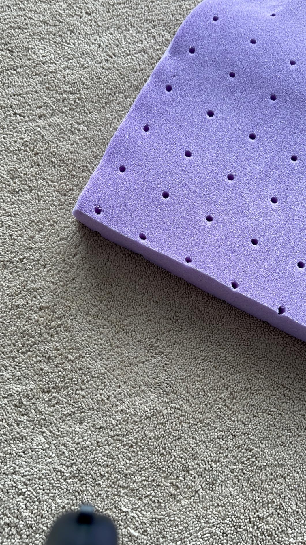 SINWEEK 3 Inch Gel Memory Foam Mattress Topper Queen Size, Ventilated High Density Pad for Back Pain, Bed Topper with Removable Soft Cover, CertiPUR-US Certified customer photo 2