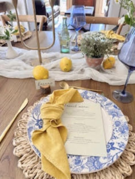 40 Piece Gold Silverware Set for 8, Terlulu Stainless Steel Flatware Set, Gold Cutlery Set Utensils Set, Tableware Include Forks Knives Spoons for Home Kitchen Restaurant Wedding, Satin Finish customer photo 1