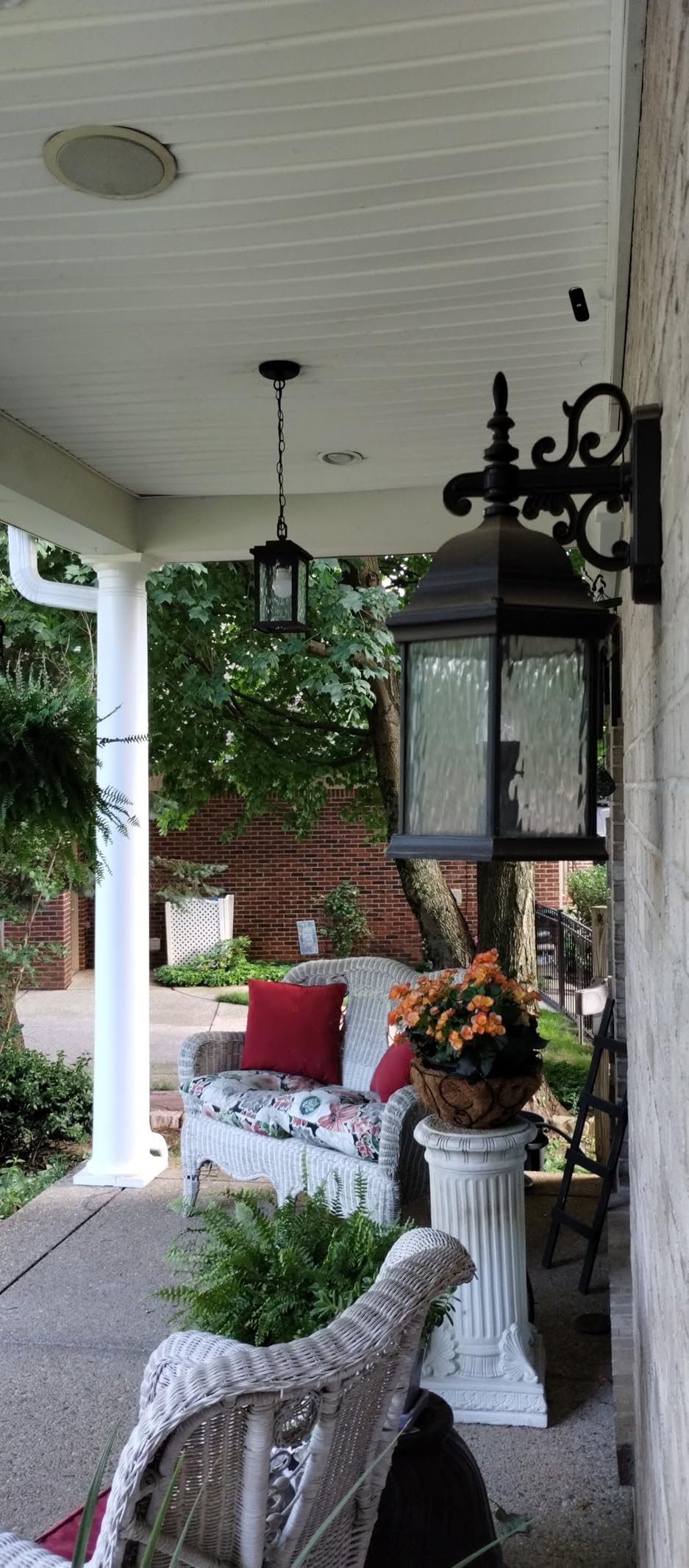 VIANlS Oil Rubbed Bronze Outdoor Pendant Light, 1 Pack Outdoor Chandelier for Porch, Hanging Outside Lights Lantern with Adjustable Chain, Anti-Rust ORB Porch Lights Exterior Ceiling Fixtures customer photo 2