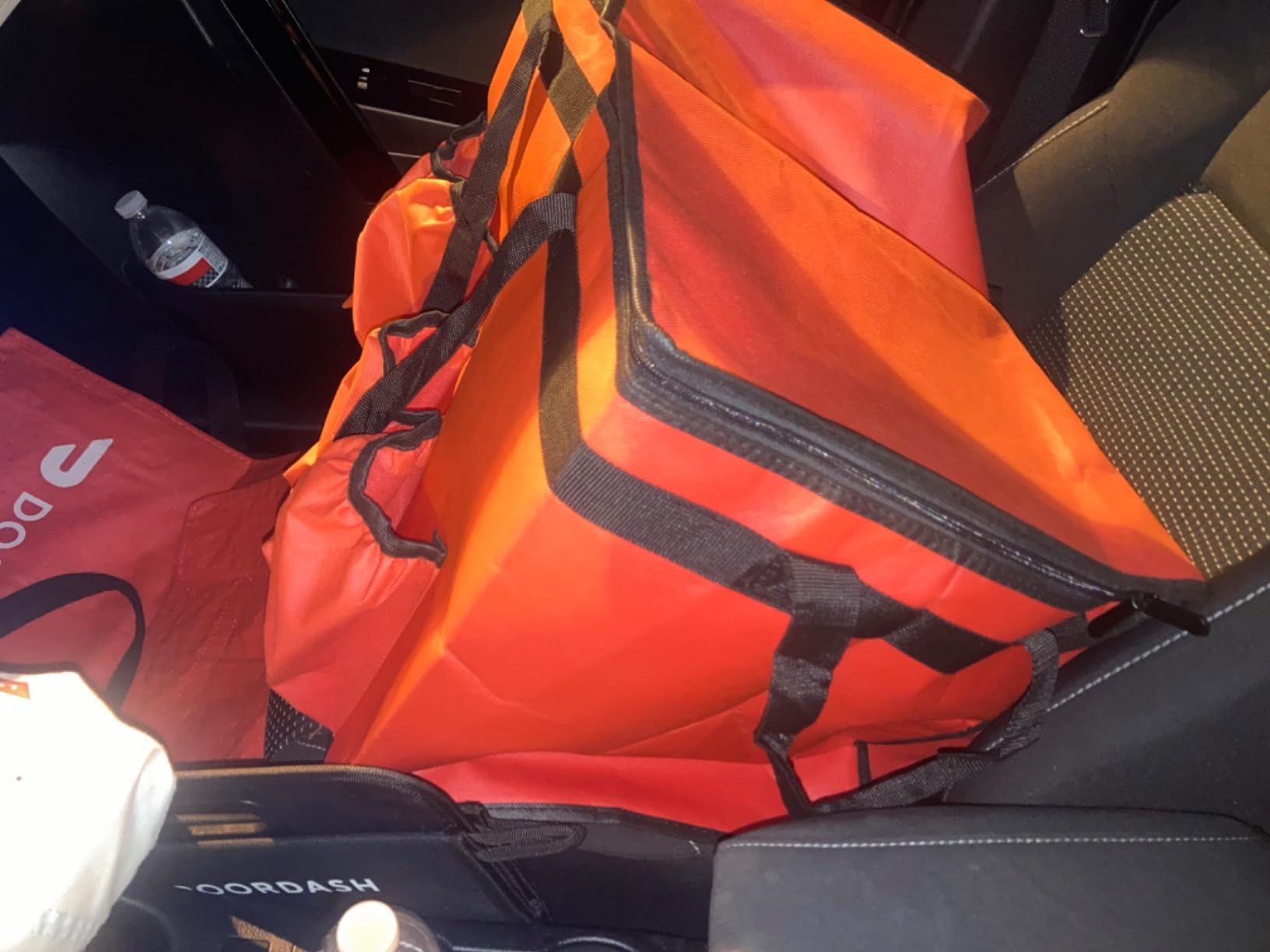 CIVJET Insulated Food Delivery Bag with 4 Cup Holders, XXX-Large Insulated Grocery Bags Keep Food Hot/Cold, Cooler Bags with Drink Carrier, Food Carrier Catering Bag, Commercial Food Warmers, Red customer photo 2