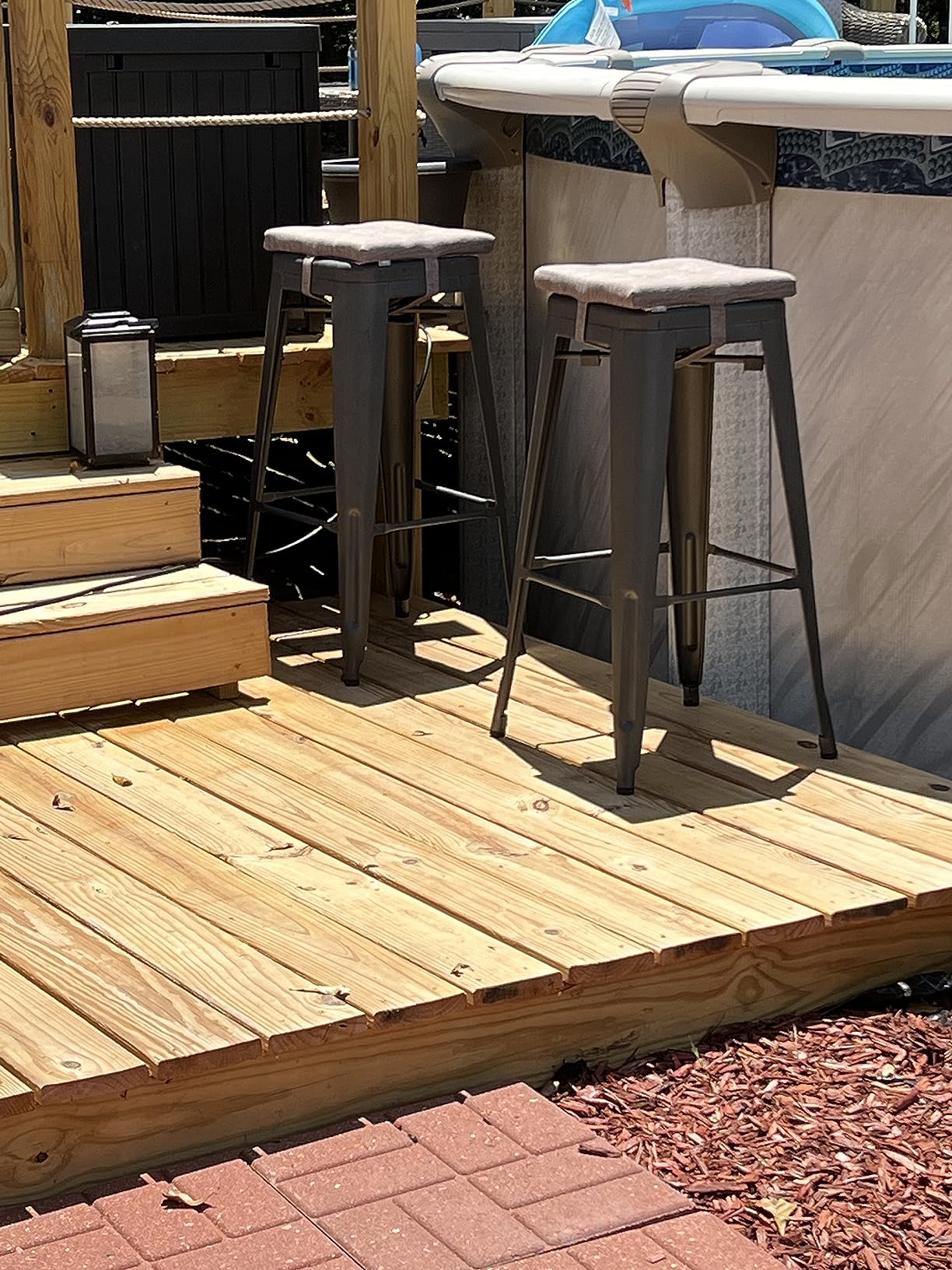 Furmax 30 Inch Metal Bar Stools Set of 4, Counter Height Backless Stools, Industrial Bar Chairs Patio Stool Stackable Backless Stool for Kitchen/Dining Room/Bistro/Patio Indoor Outdoor (Dark Black) customer photo 2