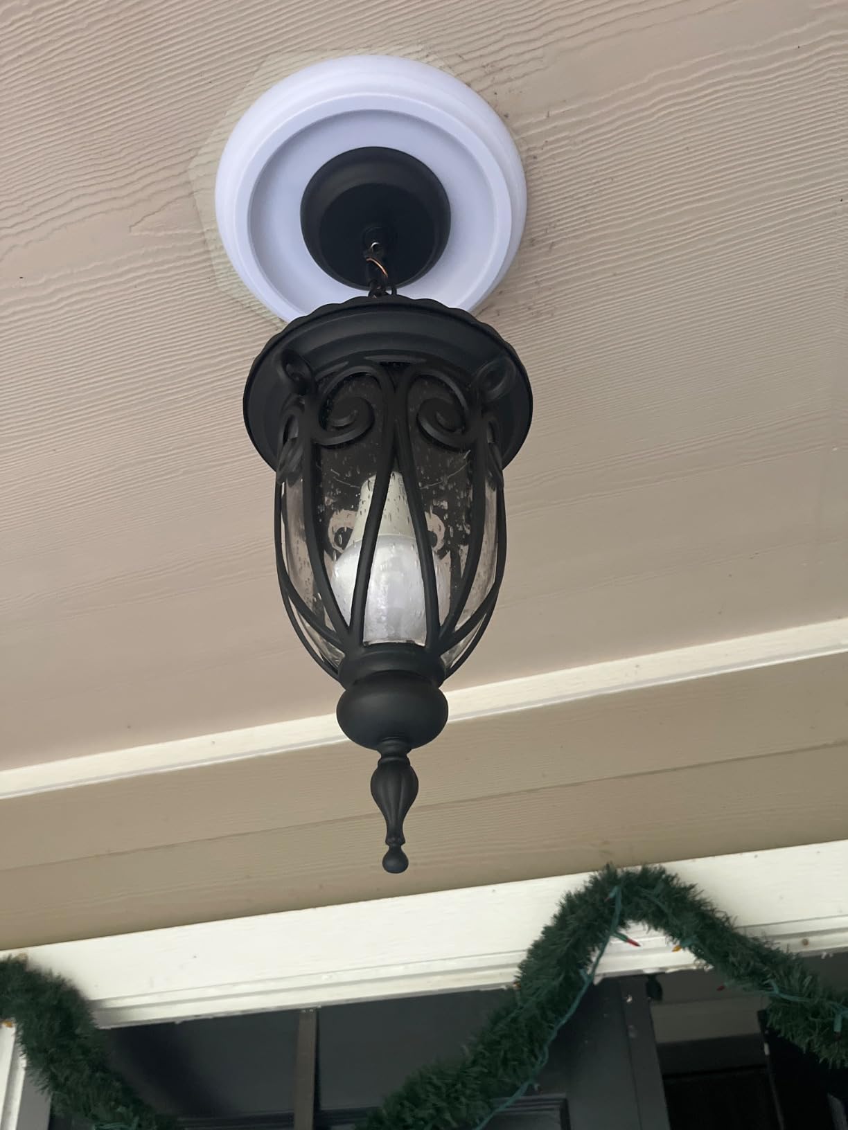 VIANIS Outdoor Pendant Light Lantern, Farmhouse Outdoor Chandelier, Vintage Outdoor Hanging Lights with Seed Glass, Brown Ceiling Lights for Porch, Porch Lights Ceiling for House customer photo 1