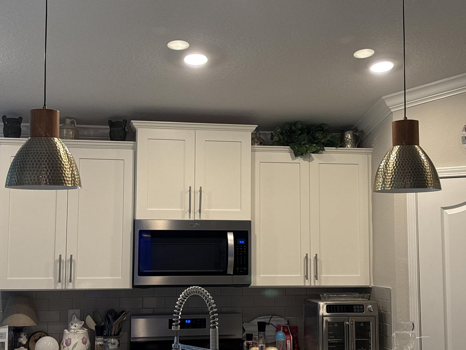 ELYONA 2 Pack Hammered Pendant Light Fixtures, 10.2