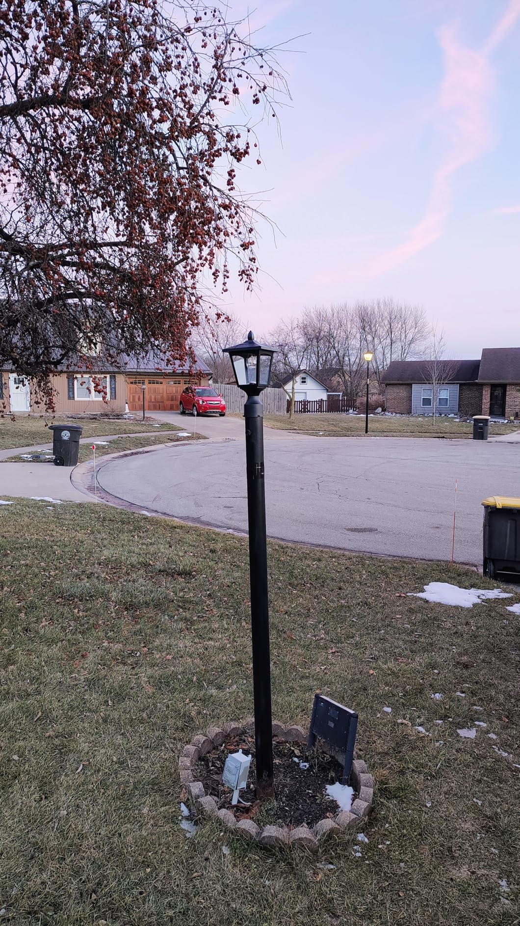 Solar Post Lights, 6000K Dusk to Dawn Solar Lamp Post Light with Pier Mount Base, Solar Post Lights Outdoor Waterproof for Garden Yard Landscape Pole Pillar, Outside Decorative Lamp(Cool White) customer photo 2