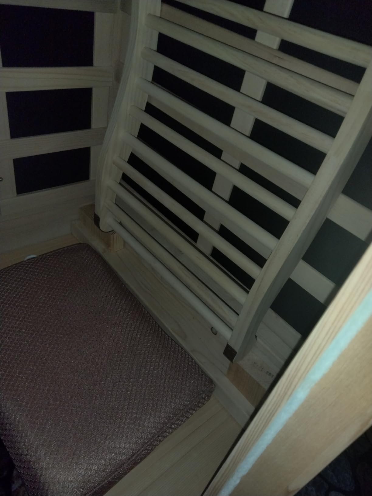 Far Infrared Sauna Home Sauna Spa Room Canadian Hemlock Wood 1200W Indoor Saunas Low EMF 110V with 7 Color Light and Tempered Glass Door, Room: 35.2 * 27.6 * 61.6Inch customer photo 1