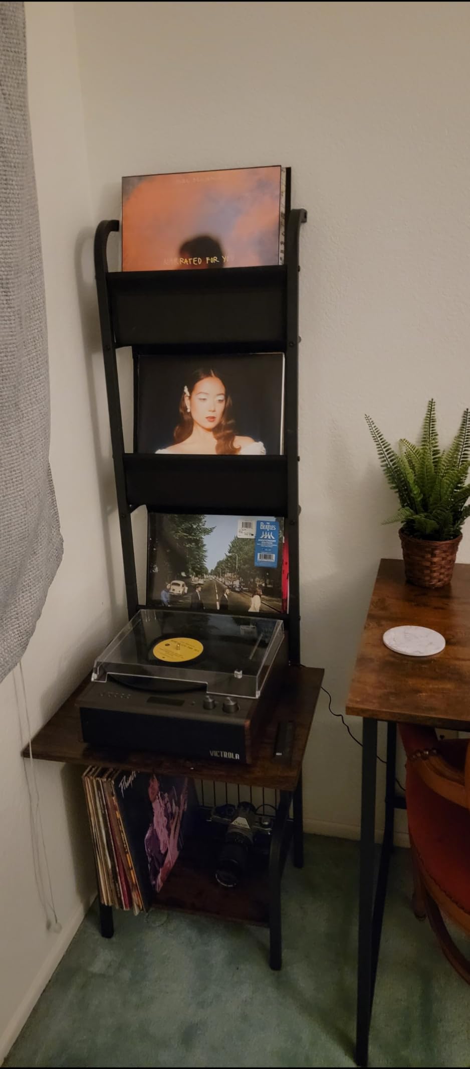 Record Player Stand with Vinyl Storage, Record Player Table with Vinyl Record Storage up to 200 Albums, Turntable Stand with Record Holder Display Shelf, Record Player Cabinet Organizer Rack customer photo 1