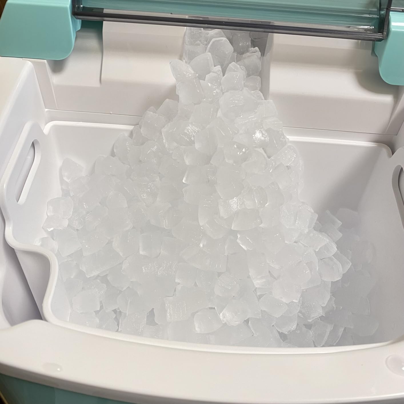 Nugget Ice Maker Countertop, Silonn Chewable Pellet Ice Machine with Self-Cleaning Function, 33lbs/24H Portable Ice Makers for Home Kitchen Office (Black) customer photo 1