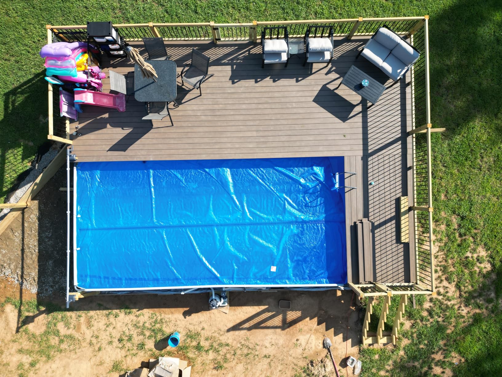 In The Swim 16' x 32' Premium Blue Rectangle Solar Pool Cover 12 Mil customer photo 2