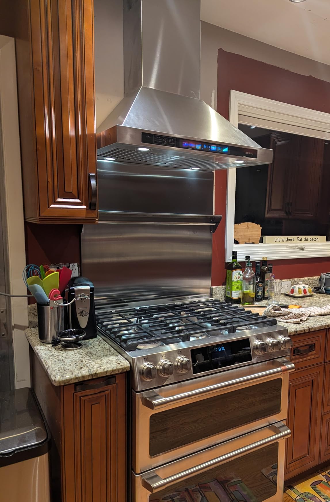 BRANO 30-inch Wall Mount Range Hood 900 CFM with Voice/Gesture/Touch Control, Stainless Steel Kitchen Hood Vent with 4 Speed Exhaust Fan, LED Adjustable Lights, Memory Mode customer photo 1