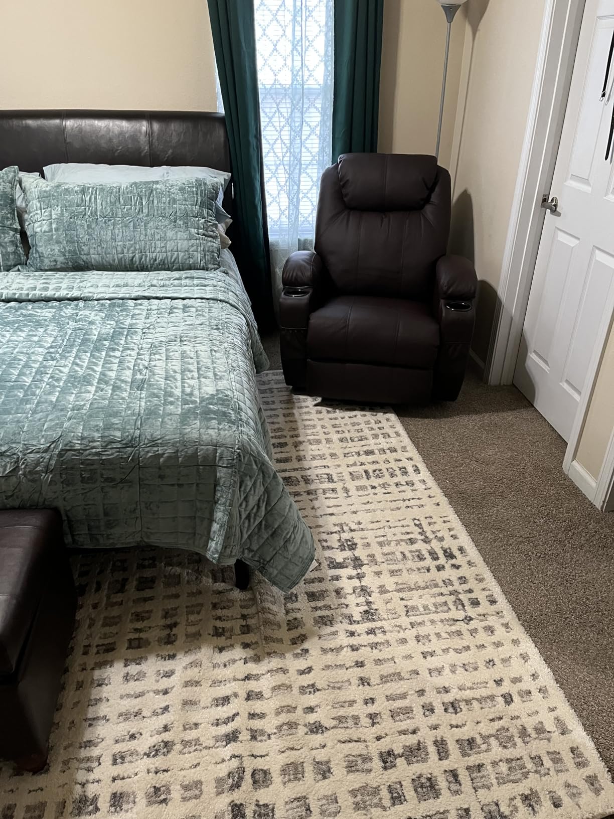 Recliner Chair, Rocking Chair with Massage and Heat, 360 Swivel Recliner Chairs for Adults, Rocker Manual Recliner with Remote Control and Cup Holder for Living Room, Bedroom, Nursery customer photo 2