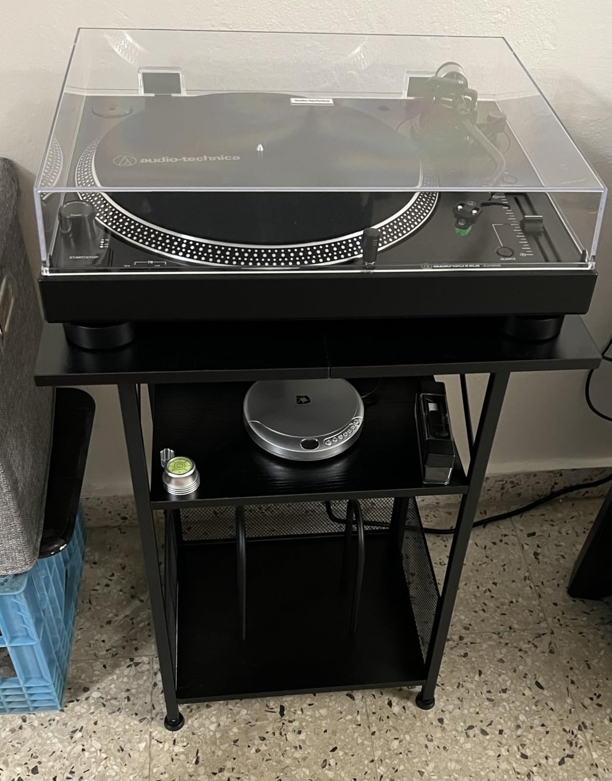 AMHANCIBLE Record Player Stand with Charging Station, Turntable Stand with Storage Cabinet, 3 Tier End Table Hold Up to 100 Albums, Record Table for Vinyl, Living Room, Rustic Brown customer photo 2