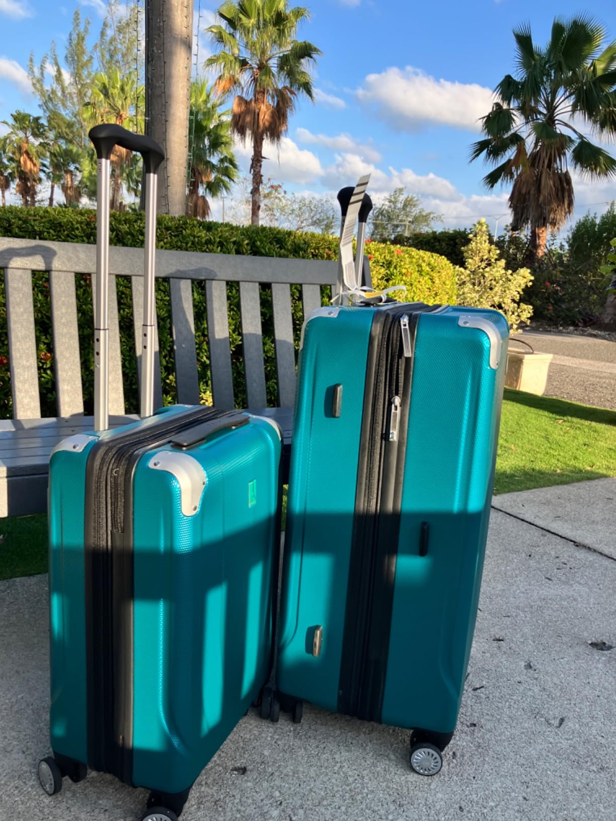 Pathways 3 Hardside Expandable Luggage, 8 Spinner Wheels, Lightweight Hard Shell Suitcase, 3 Piece Set (21/25/28), Royal Blue customer photo 1