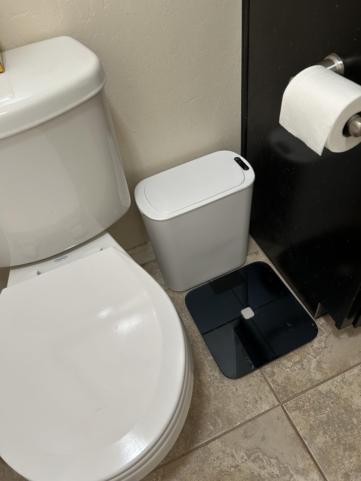 Cesun Motion Sensor Trash Can, 5 Gallon Automatic Bathroom Garbage Can with Lid, Touchless Smart Plastic Slim Wastebasket for Bathroom, Office, rv, Bedroom, Living Room, White customer photo 2