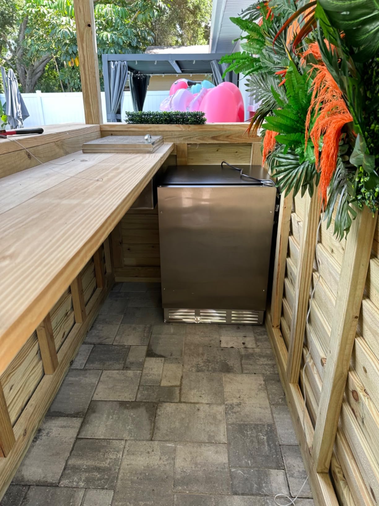 EUHOMY 24 Inch Beverage Refrigerator, Built-in and Freestanding Beverage Cooler 180 Can, Under Counter Beverage Fridge with Stainless Steel Door, Outdoor Refrigerator for Soda, Beer, Wine customer photo 2