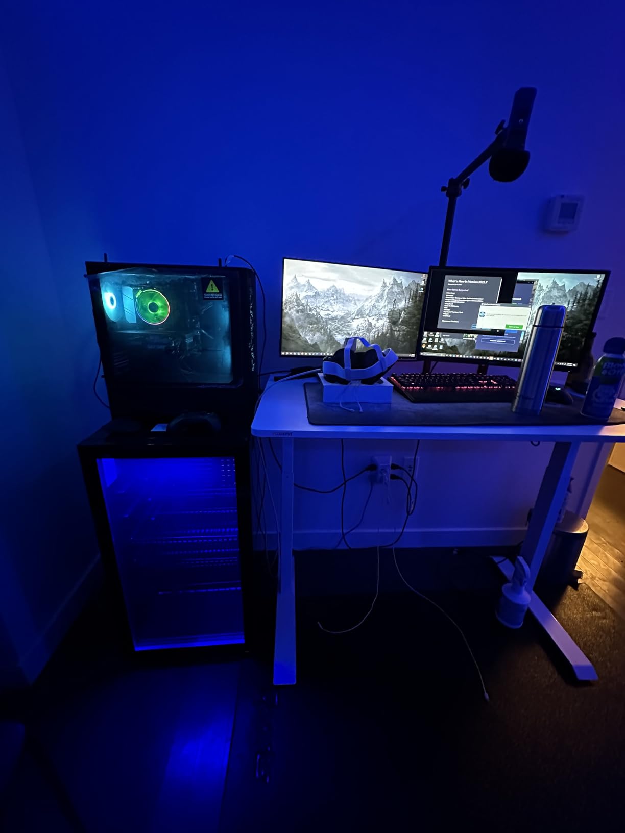 Manastin Beverage Refrigerator Cooler-130 Cans Freestanding Mini Fridge Cooler with Glass Door, Adjustable Shelves & Digital Temperature Display for Soda, Wine or Beer (Black, 3.2 Cu.Ft) customer photo 2