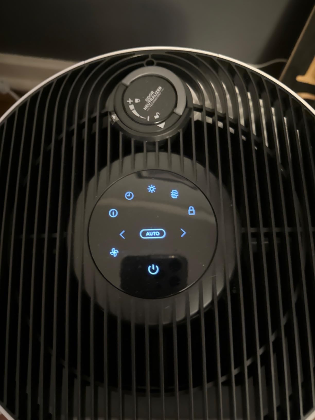 Shark Air Purifier for Home, NeverChange, for Large Room, HEPA-Exceeding Filter, Captures Pollutants, Pet Dander, Dust, Odor, Smoke, and More, Odor Neutralizer, HP152, Charcoal customer photo 1