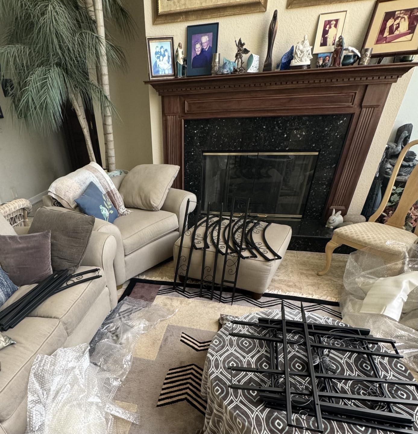 VINGLI Garden Arbor, Arch Archway for Wedding Ceremony Party, Steel Garden Trellis for Plant Climbing, Christmas Garden Decorations Pergola for Garden, Backyard, Lawn (Black, 52.2x22.8x83.9in) customer photo 2