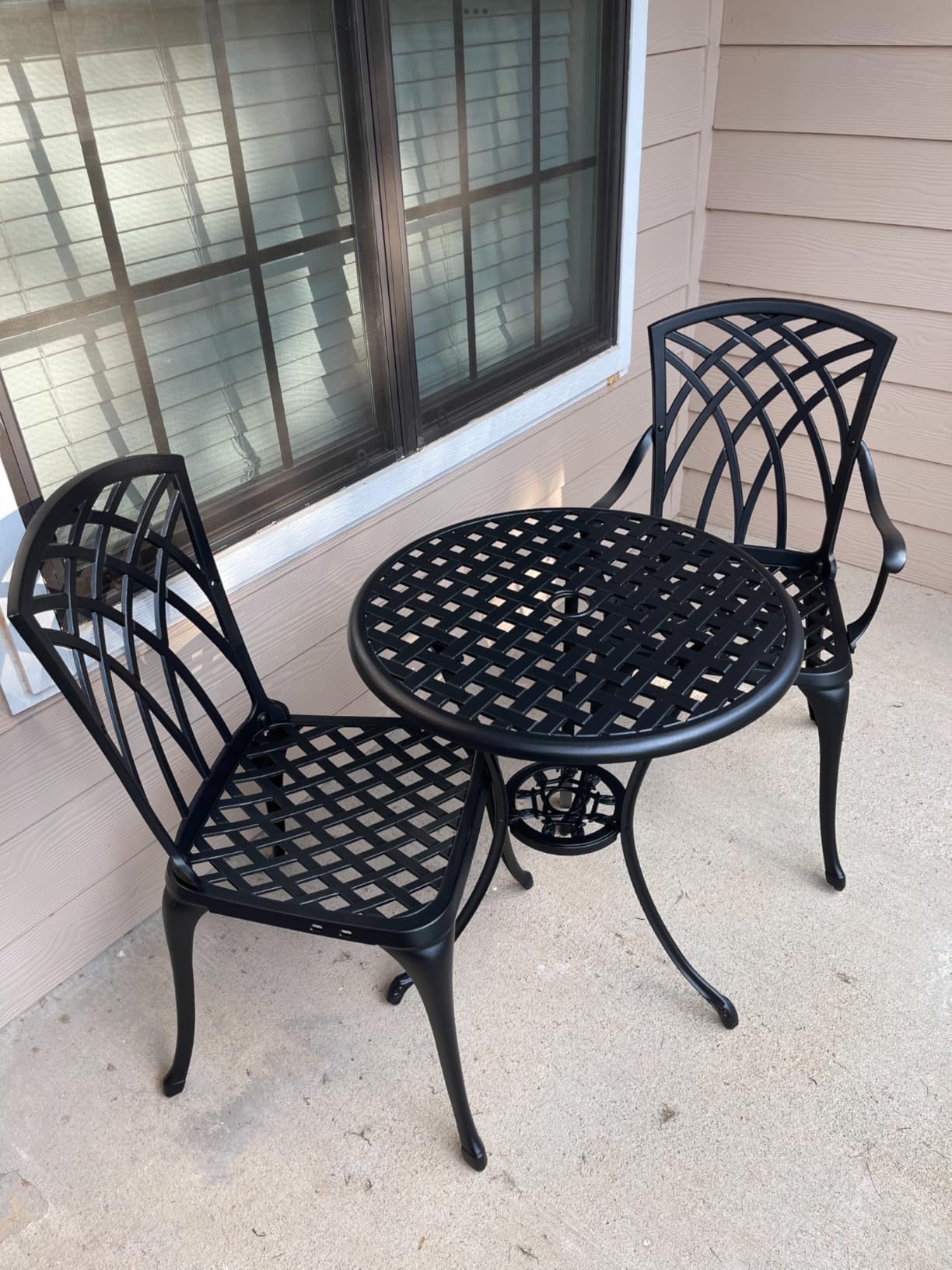 NUU GARDEN Bistro Set 3 Piece Outdoor Cast Aluminum Patio Bistro Set Patio Table and Chairs Set of 2 with Umbrella Hole and Gray Cushions, Black customer photo 2