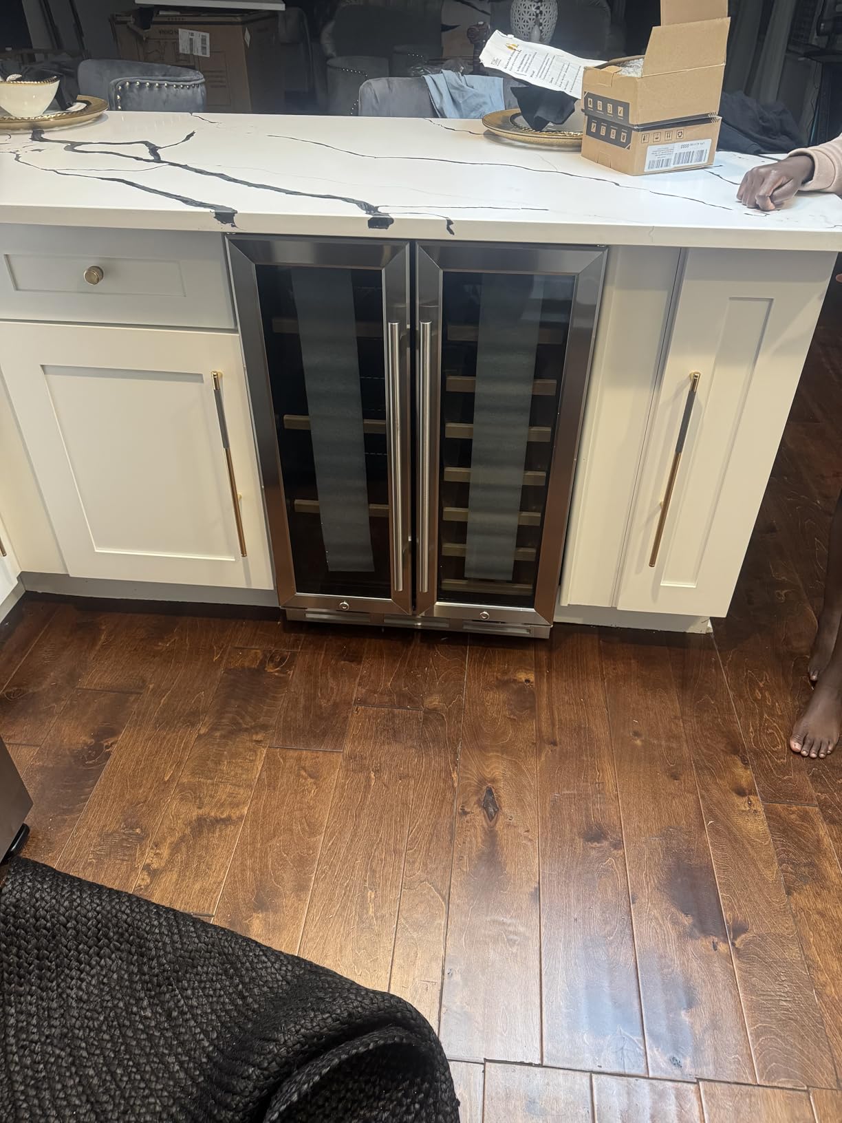 24 Inch Beverage Refrigerator, Beverage Cooler 180 Can Built-in Design, Under Counter Beer Fridge with Glass Door for Soda, Wine, Water - For Kitchen, Office or Bar customer photo 1