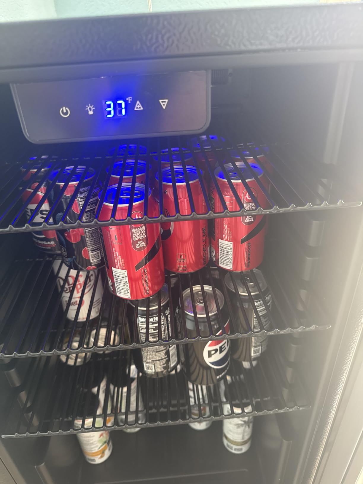 3.2 Cu.Ft Mini Fridge with Glass Door - 126 Can Beverage Refrigerator Cooler for Drink Beer Wine Soda, Small Fridge for Bedroom Office Bar Dorm, 4 Adjustable Shelves, Black customer photo 2