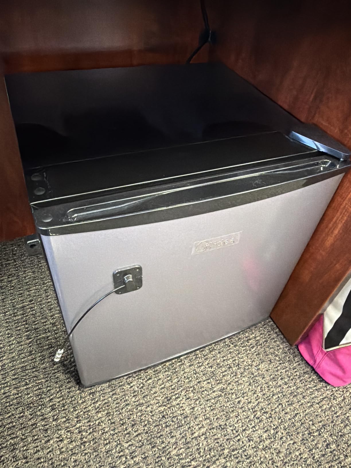 Midea MERM33S1AST Mini Fridge, 3.3 Cu.ft Compact Fridge with Internal Light, Adjustable Thermostat, Reversible Door, Low Noise for Dorm, Office, Bedroom, Stainless Steel customer photo 2