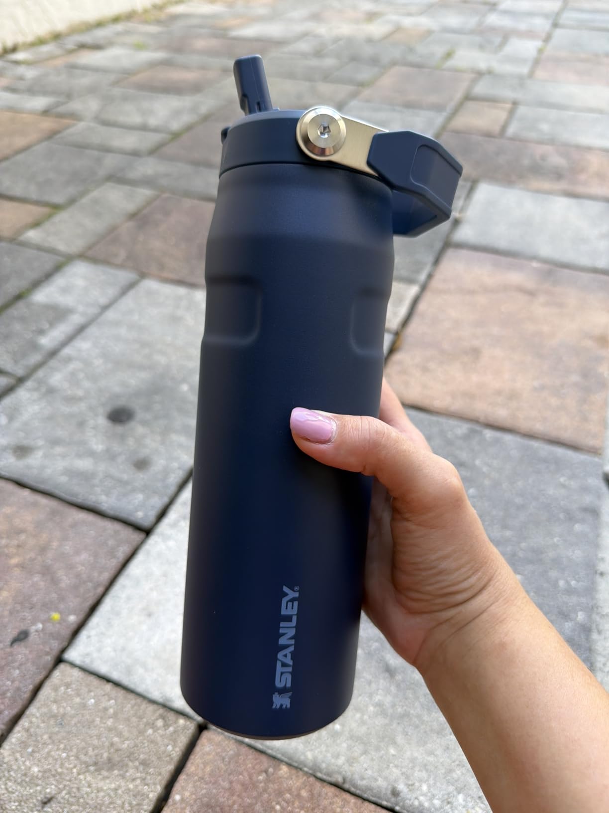 IceFlow Flip Straw 2.0 Water Bottle 24 OZ | Built-In Straw with Larger Opening | Lightweight & Leak-Resistant | Insulated Stainless Steel | BPA-Free | Frost customer photo 2