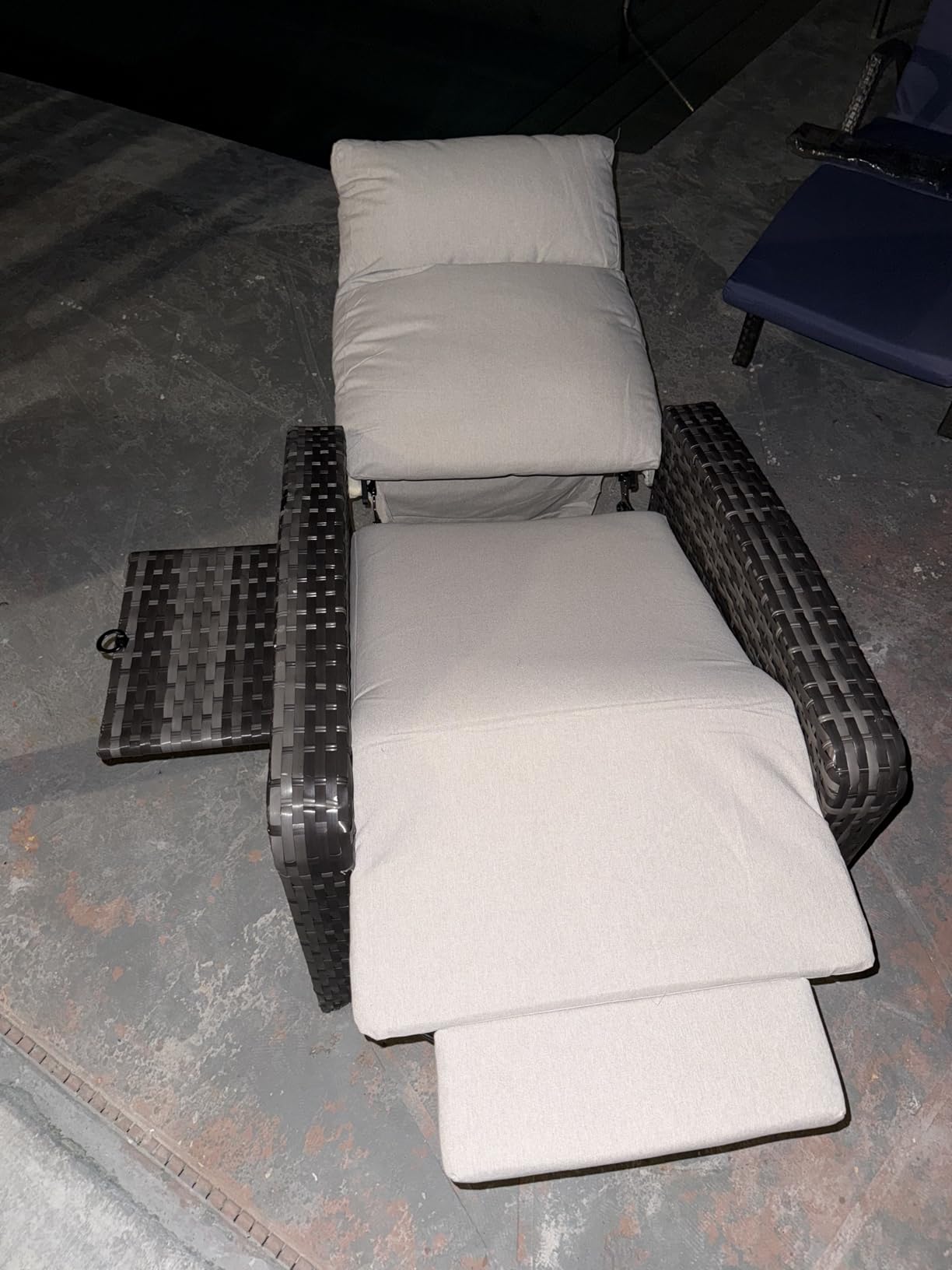 Upgraded Outdoor Recliner Chair, Reclining Patio Chairs with Adjustable Back up to 150 Lay Flat and Extended Footrest, Wicker Recliner Chairs with Flip Table and Removable Olefin Cushion customer photo 1