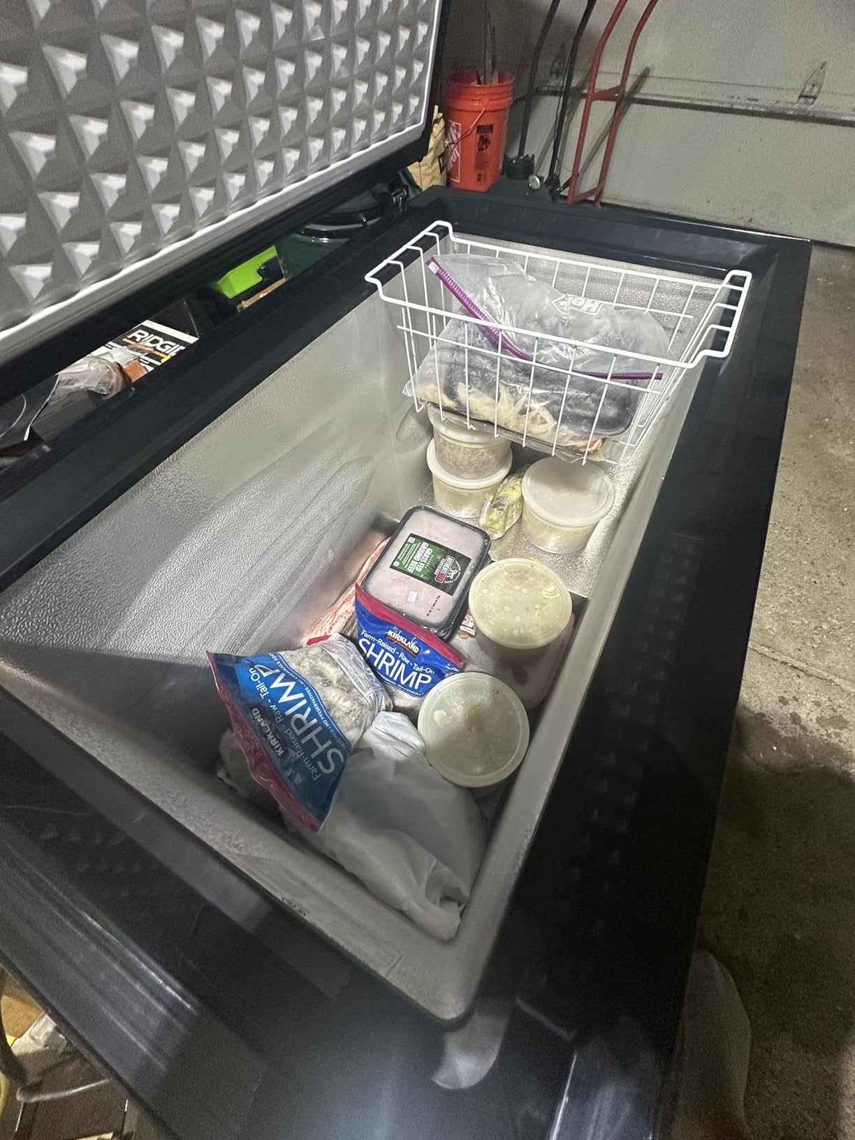 Frigidaire Chest Deep Freezer, 7 Cu. Ft. Capacity, Granita Rugged Design-Adjustable Thermostat-Removable Vinyl Coated Wire Basket-Easy Defrost Drain customer photo 1