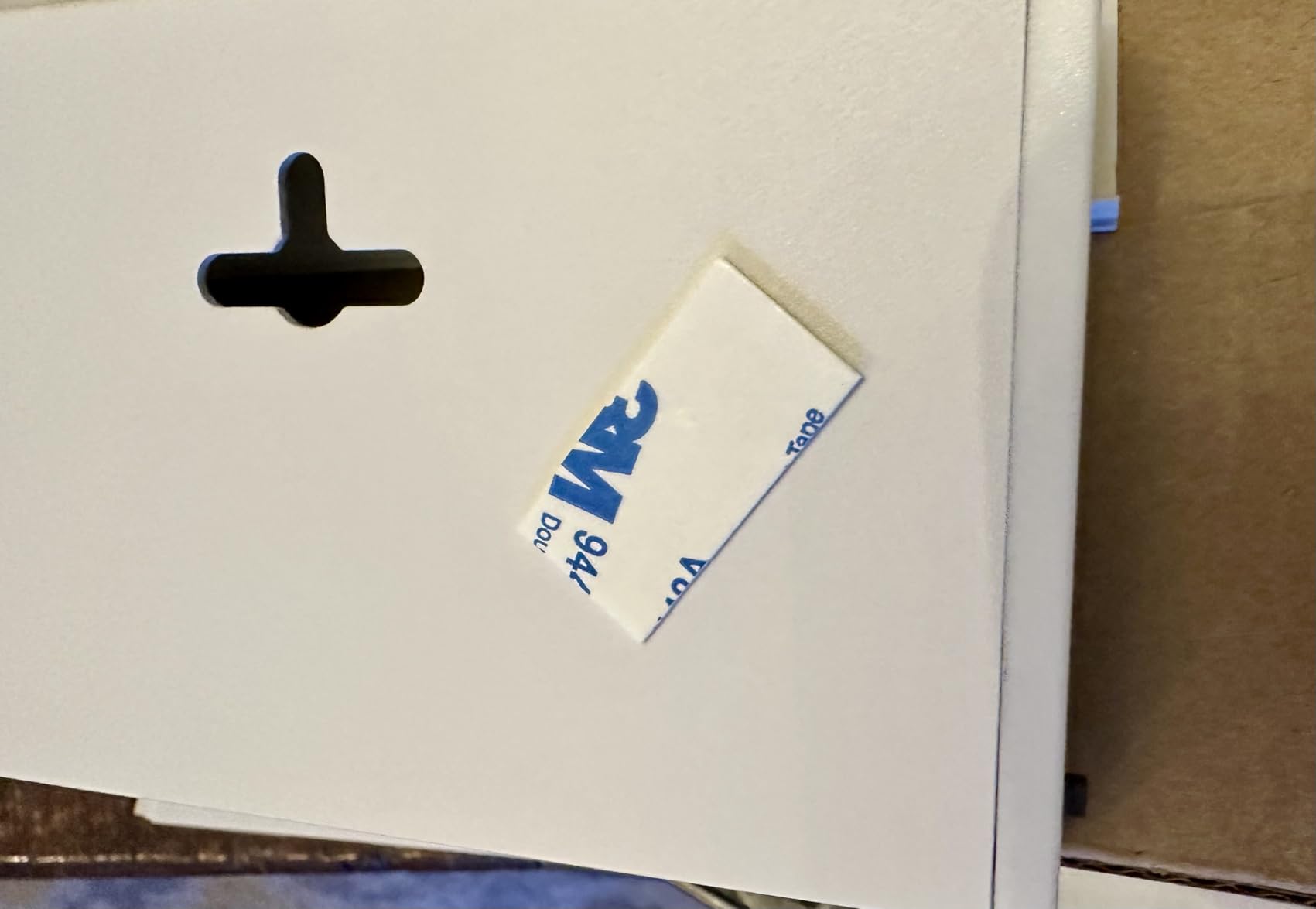 Ansen 4Packs of Under Cabinet Lighting Hardwired, 12IN 10W 666LM, Dimmable Led Light for Kitchen/Bar/Closet, CRI>92, R9>90, 3 Color Temperature, 3000K/4000K/5000K(Warm White, Cool White, Daylight) customer photo 1″ class=”wp-image-customer”/></figure>


<p>The linkable design with included ROMEX cables makes professional installation straightforward. My electrician appreciated the quality construction and easy connection system. We installed all four fixtures in about 90 minutes, with most time spent planning the optimal layout.</p>
<p>Each fixture includes an on/off switch, providing individual control even when linked. The 10-year warranty is exceptional for hardwired fixtures and reflects Ansen’s confidence in their product. After six months of daily use, all four fixtures continue to perform perfectly.</p>


<figure class=