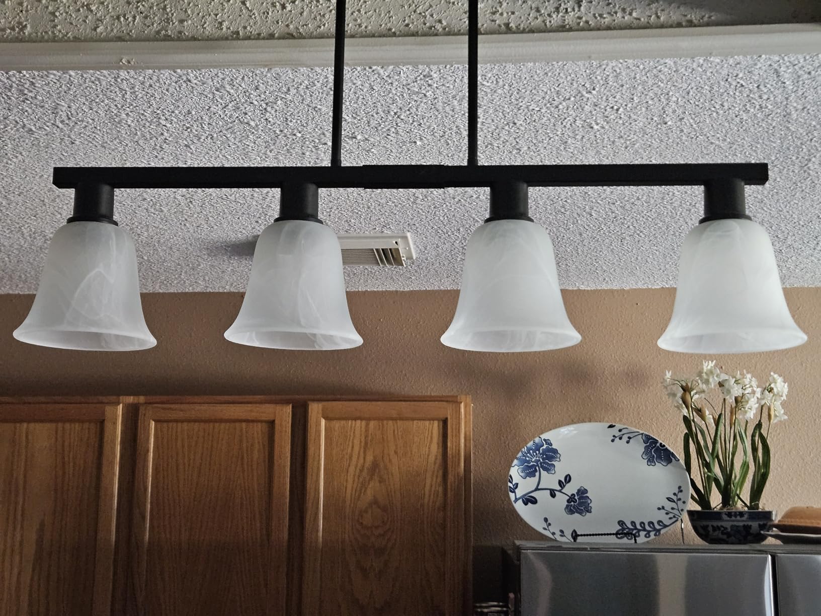 4-Light Kitchen Island Lighting, Black Simplicity Bar Island Lights for Kitchen, Farmhouse Chandelier with Adjustable Height & Clear Glass Shades, Linear Hanging Dining Room Light Fixture Over Table customer photo 1