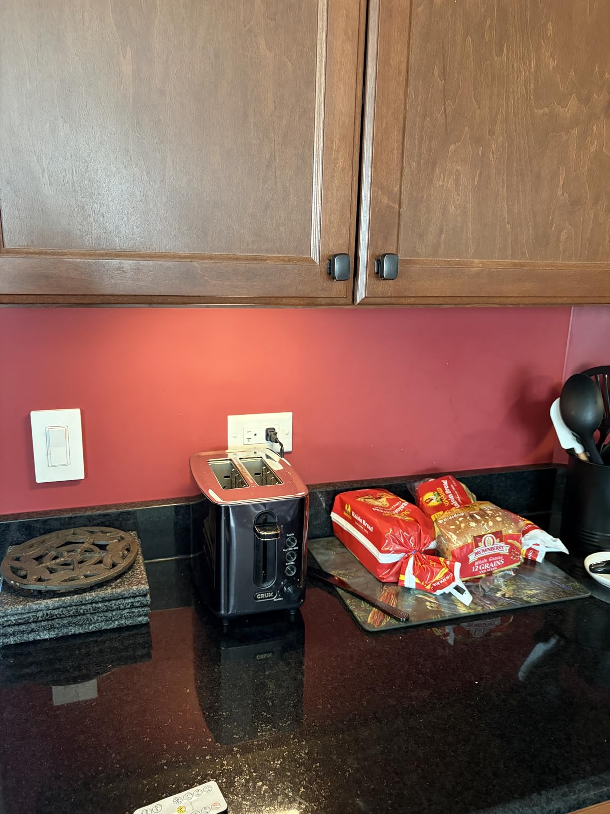 EZVALO 6-Pack Under Cabinet Lighting with Charging Station, 2000mAh Rechargeable Wireless Motion Sensor Lights, 3 Color Temps, Dimmable, Timer, Magnetic, with Remote Control for Kitchen, Closet, Stair customer photo 1