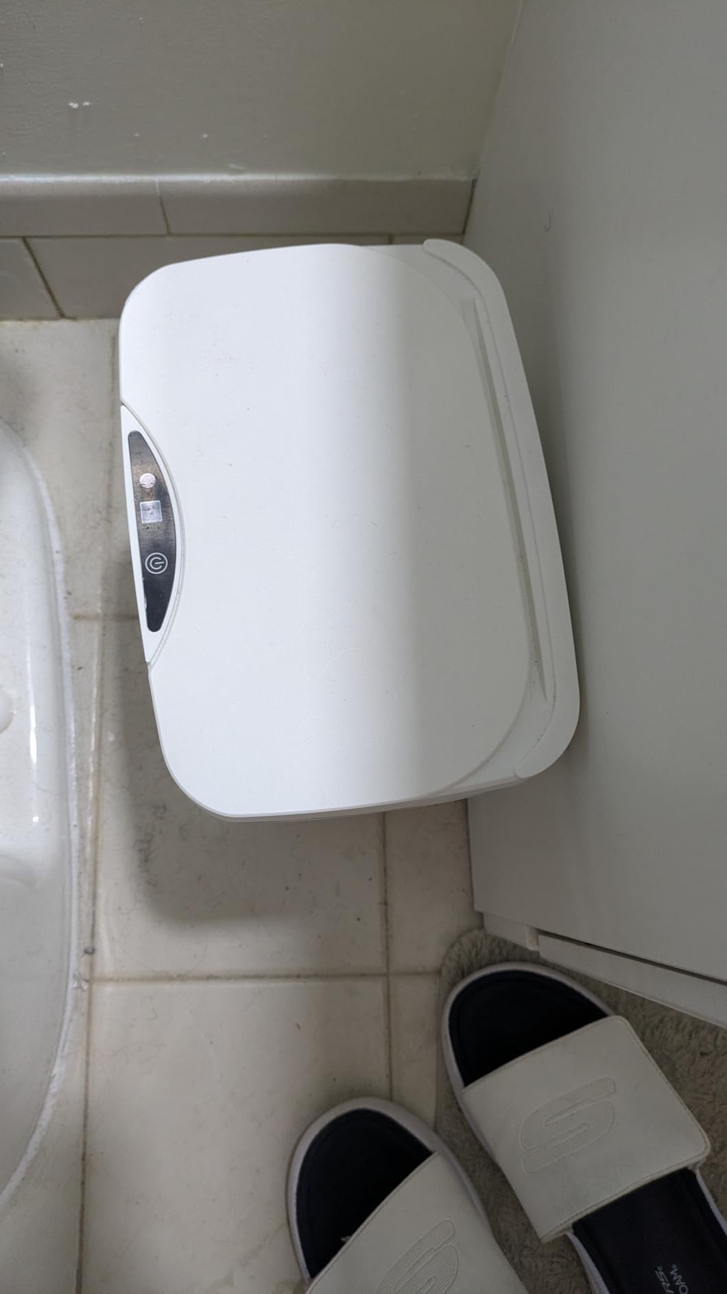 2 Pack 2.7 Gal Bathroom Trash Can with Lid, Automatic Trash Can Small Smart Garbage Can Touchless, Slim Motion Sensor Waterproof Plastic Trash Bins for Bedroom Office Kitchen Toilet customer photo 2