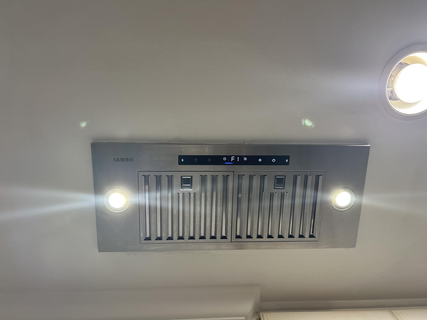 Range Hood Insert 36 inch,Built-in Kitchen Hood with 900 CFM, Ducted/Ductless Convertible Kitchen Vent Hood,Stainless Steel Stove Hood with 4 Speed Gesture Sensing&Touch Control Panel customer photo 2