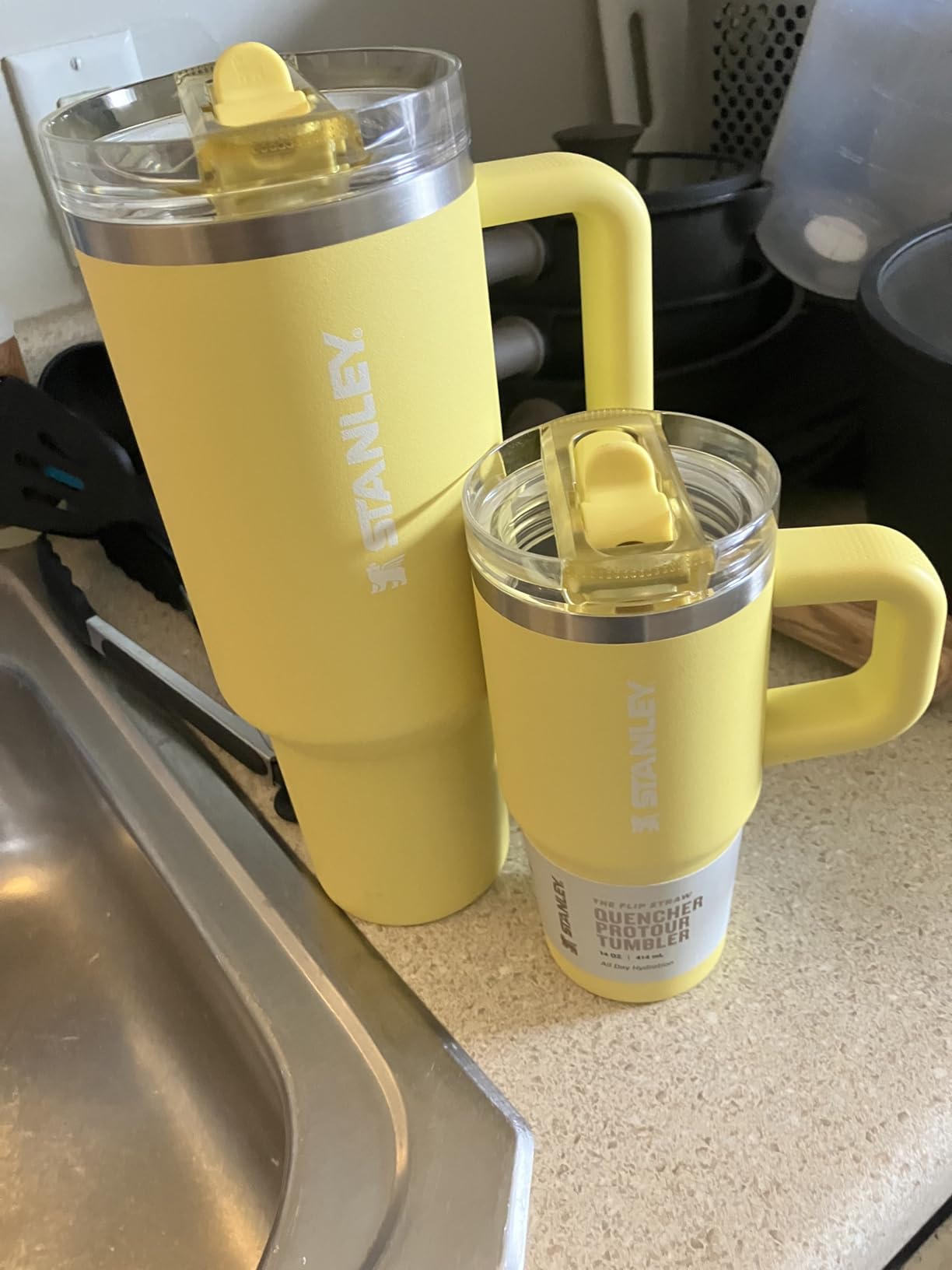 Quencher ProTour Flip Straw Tumbler with Leakproof Lid | Built-In Straw & Handle | Cupholder Compatible for Travel | Insulated Stainless Steel Cup | BPA-Free customer photo 2