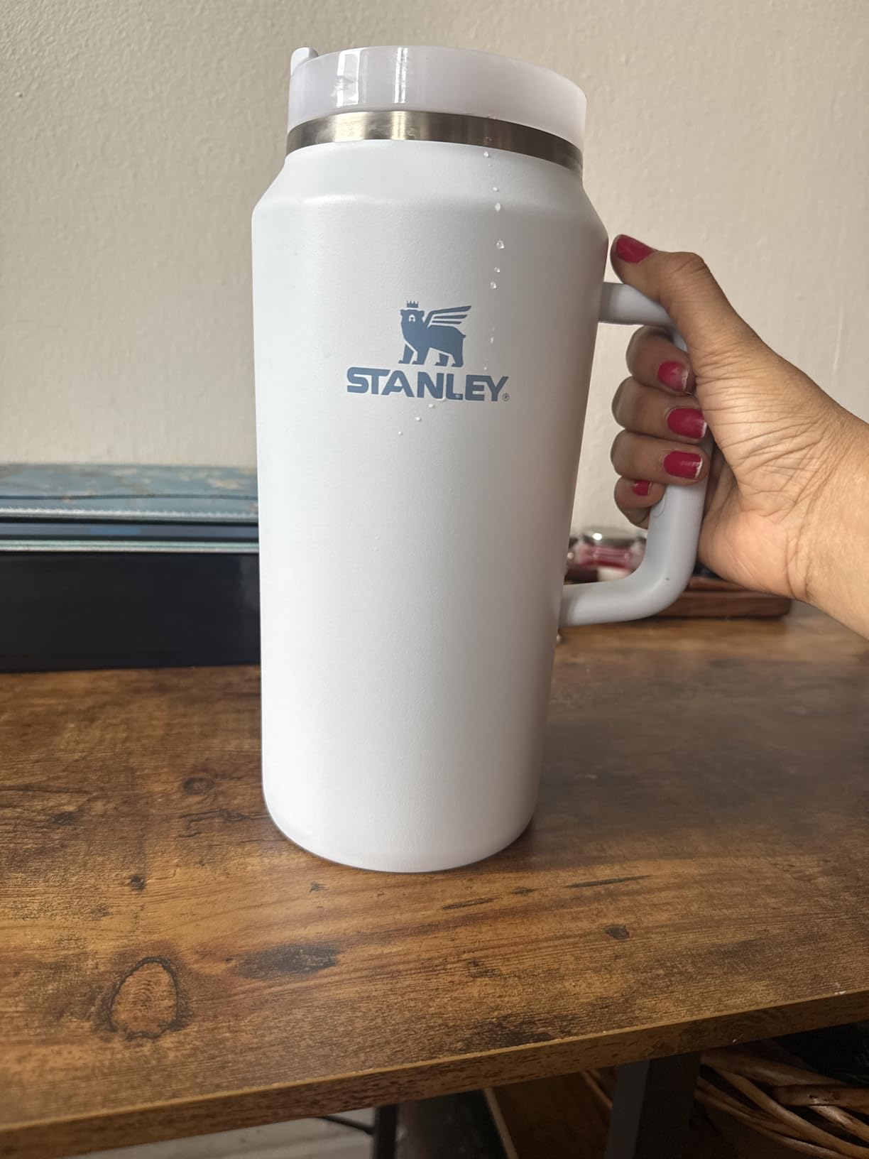 Quencher H2.0 Tumbler with Handle & Straw 64 oz | Flowstate 3-Position Lid | Large Capacity for Travel & Sports | Insulated Stainless Steel Cup | BPA-Free | Glacier customer photo 2