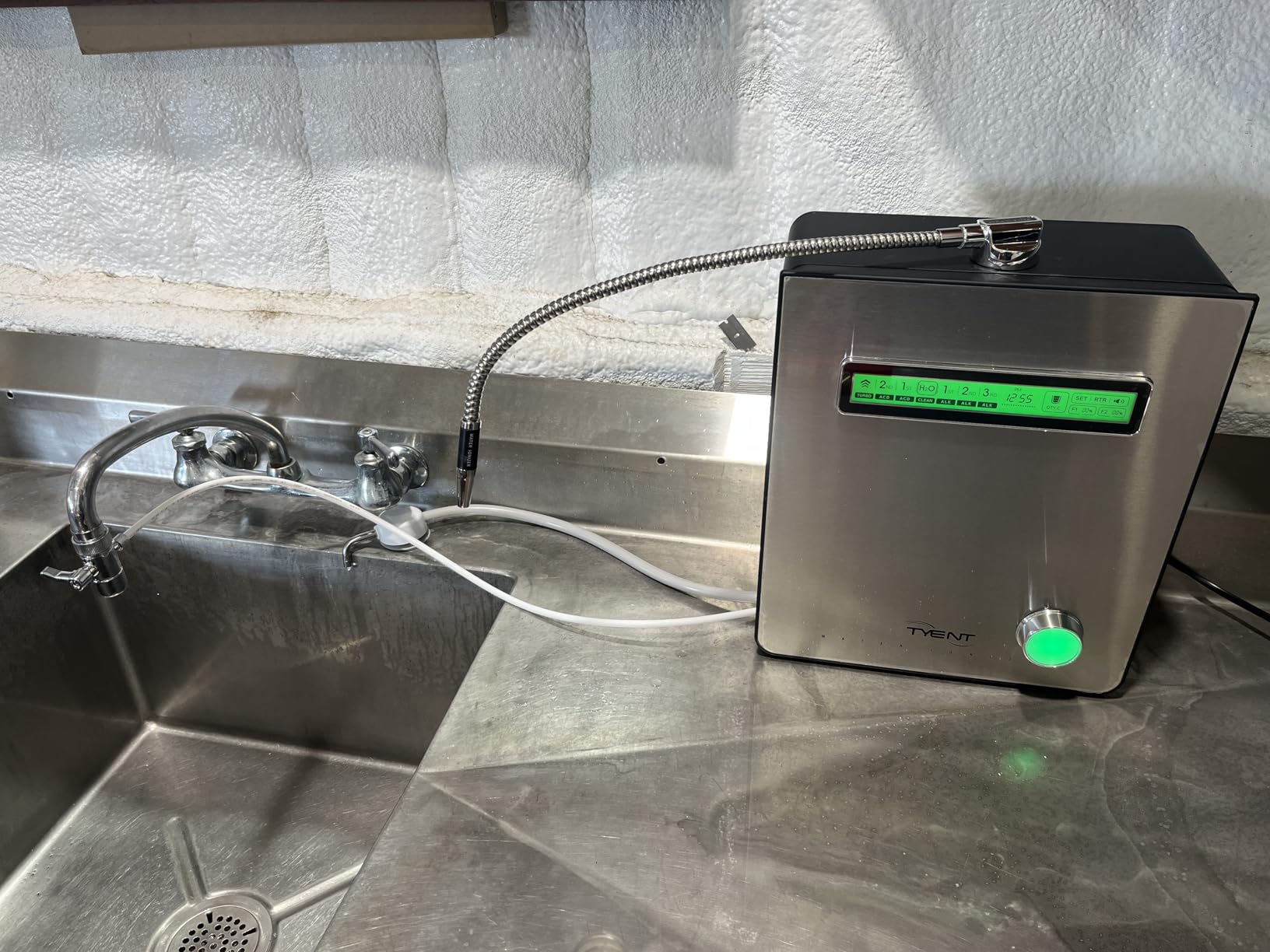 Tyent - Edge 7 Water Ionizer - Dual Filtration System - Hydrogen Enhanced Water Purification - Adjustable pH Settings with Turbo Mode customer photo 2